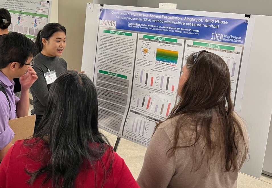 Portrait of ARKANSAS: INBRE student wins poster competition