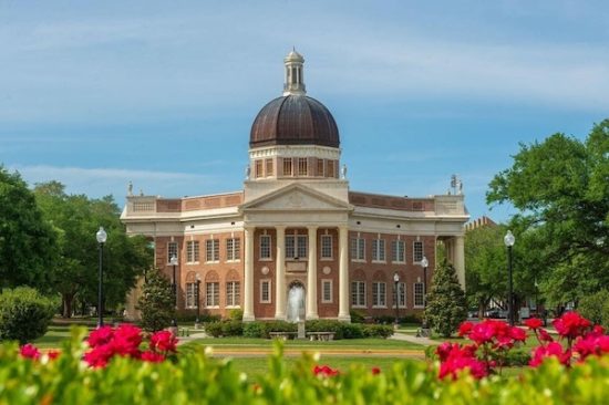 Portrait of MISSISSIPPI: Southern Miss Students, Alumni Earn National Science Foundation Funding, Recognition